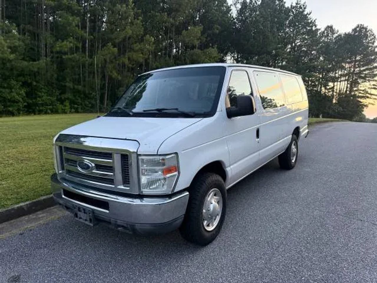ford e-series econoline wagon 2011 1FBSS3BL2BDB08356 image ford e-series econoline wagon 2011 1FBSS3BL2BDB08356 image